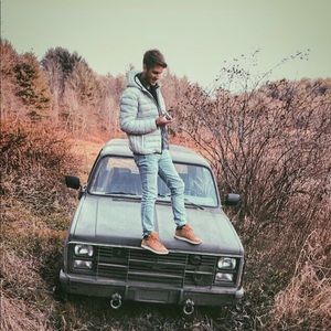 Meet your Posher, Daniel